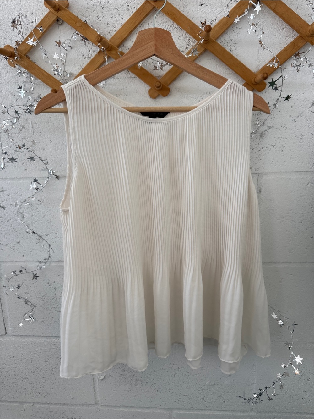 Banana Republic pleated chiffon tank